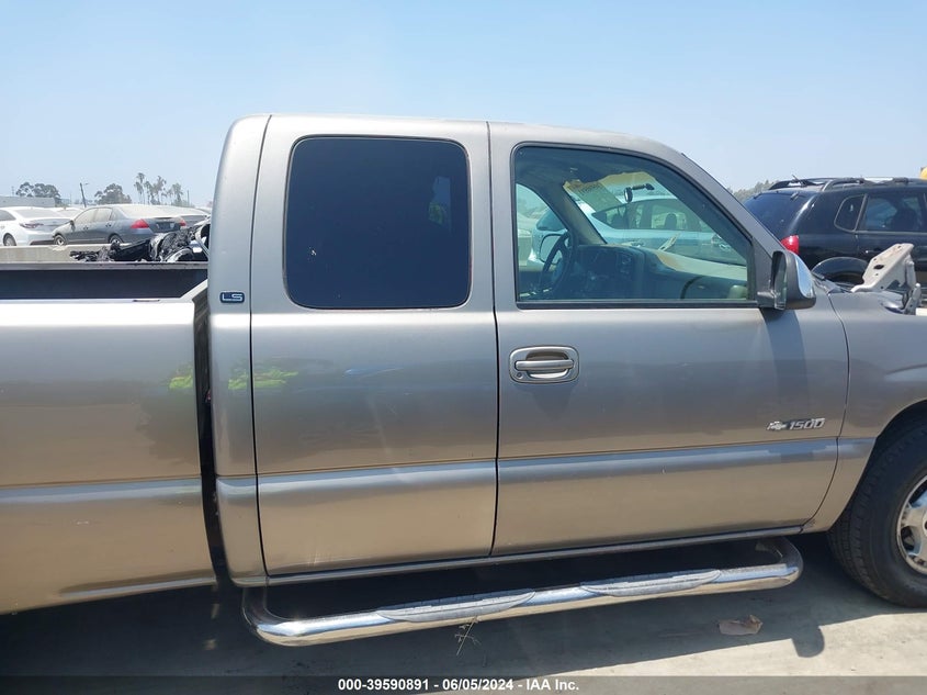2001 Chevrolet Silverado 1500 Ls VIN: 2GCEC19T911245823 Lot: 39590891