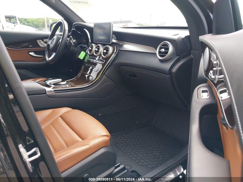 2019 MERCEDES-BENZ GLC 300 4MATIC VIN: WDC0G4KB7KV131945