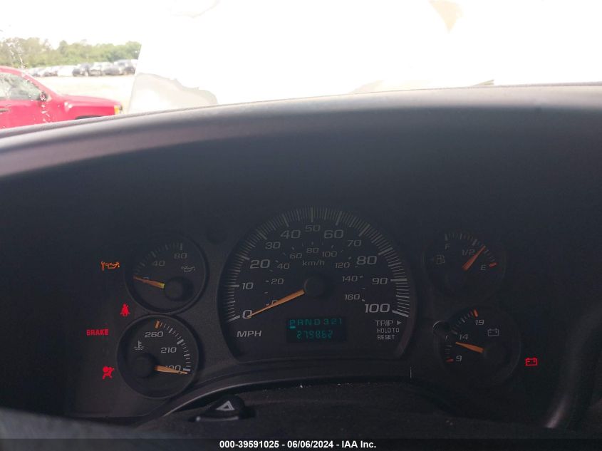 2004 Chevrolet Express VIN: 1GCFG15X241127348 Lot: 39591025