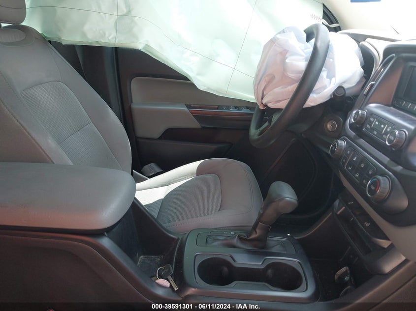 VIN 1GCGSBEA5H1205504 2017 CHEVROLET COLORADO WT