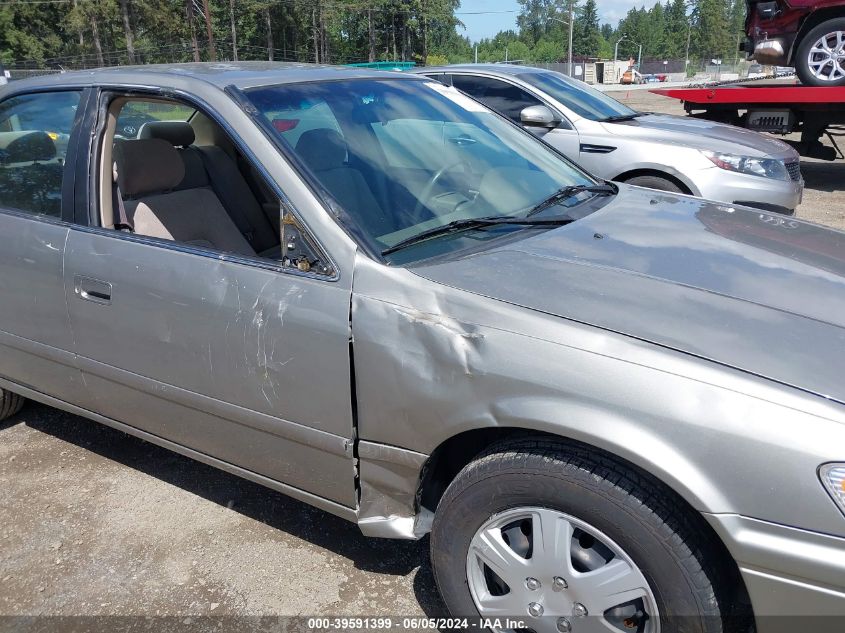 2000 Toyota Camry Le VIN: JT2BG22KXY0430024 Lot: 39591399