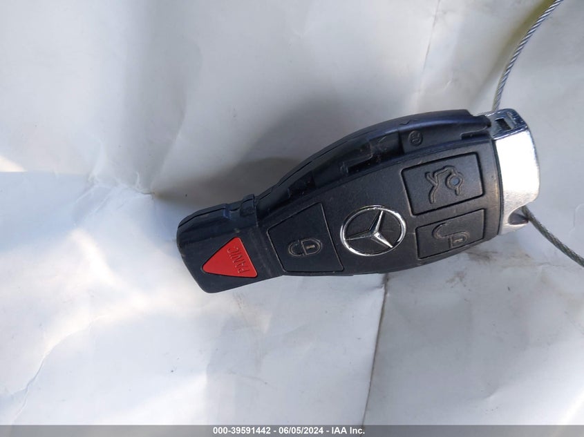 2014 Mercedes-Benz C 250 Luxury/Sport VIN: WDDGF4HB1EG249678 Lot: 39591442