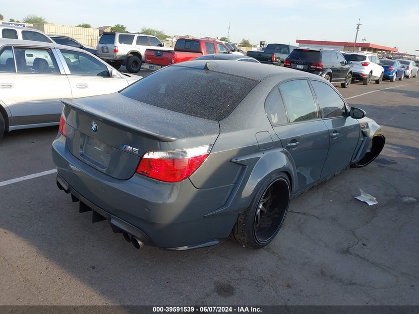 2007 BMW M5 VIN: WBSNB93517CX07394 Lot: 39591539