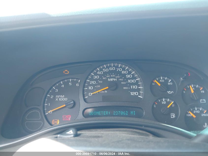 2003 Chevrolet Tahoe C1500 VIN: 1GNEC13T13R169895 Lot: 39591710