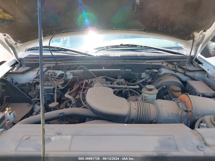 2000 Ford Expedition Xlt VIN: 1FMPU16L6YLB83579 Lot: 39591738