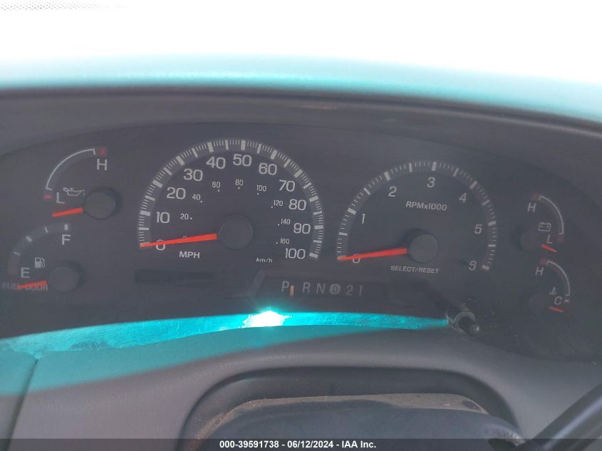 2000 Ford Expedition Xlt VIN: 1FMPU16L6YLB83579 Lot: 39591738