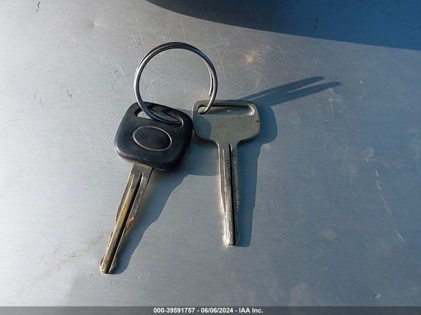 2002 Toyota Tundra Sr5 V8 VIN: 5TBBT44172S290983 Lot: 39591757