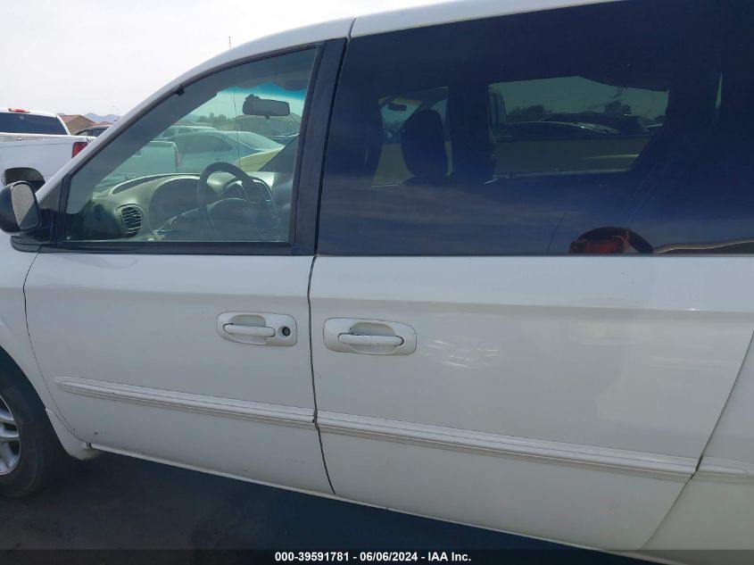 2002 Chrysler Town & Country Lx VIN: 2C4GP44392R651707 Lot: 39591781