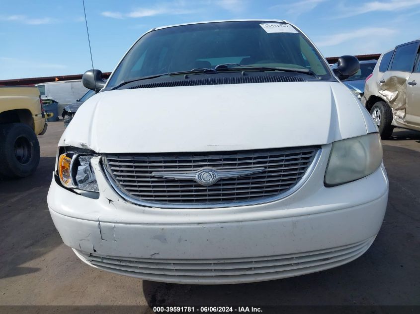 2002 Chrysler Town & Country Lx VIN: 2C4GP44392R651707 Lot: 39591781