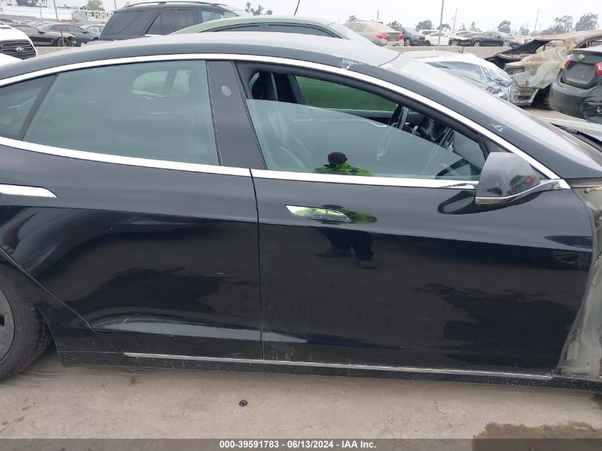 2018 Tesla Model S 100D/75D/P100D VIN: 5YJSA1E4XJF247018 Lot: 39591783