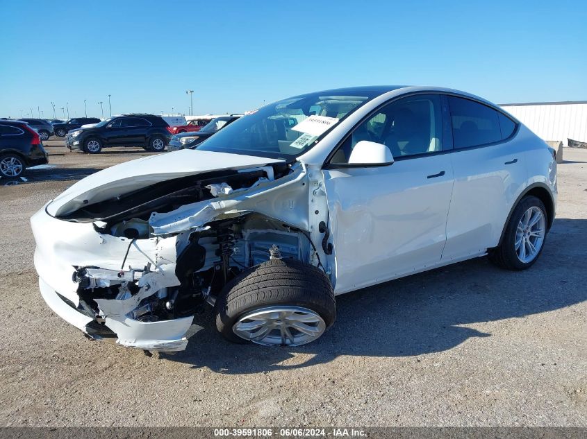 7SAYGDED6RF066040 2024 TESLA MODEL Y - Image 2