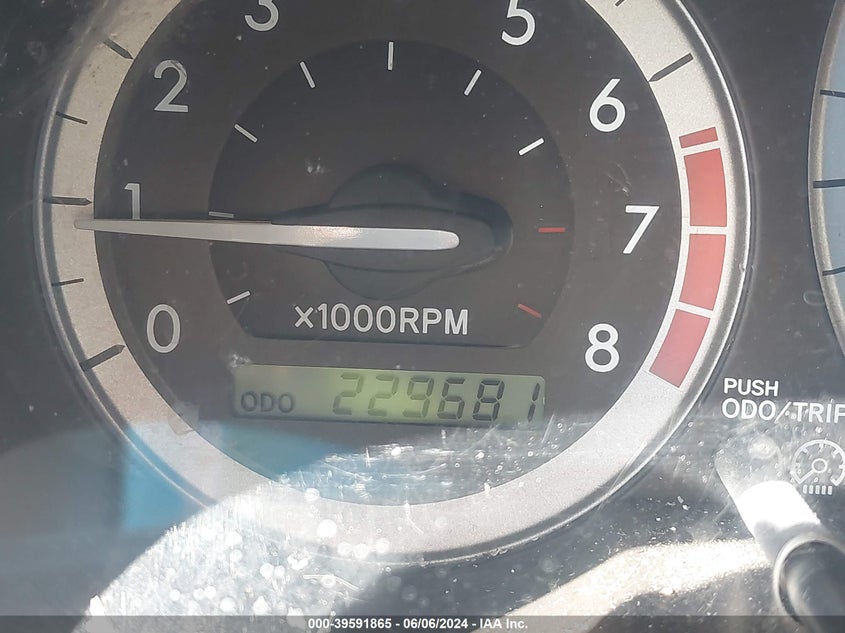 2010 Toyota Sienna Ce VIN: 5TDKK4CCXAS341999 Lot: 39591865