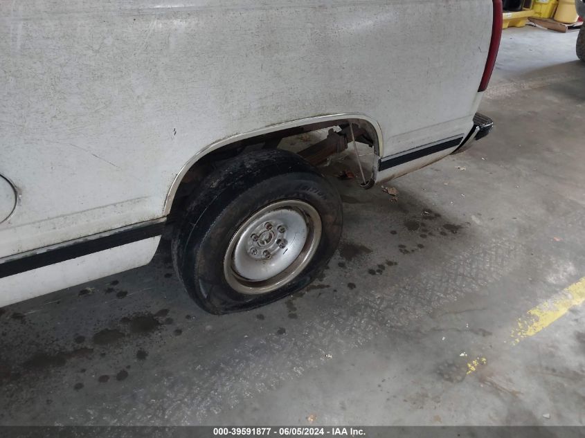 1994 Chevrolet Gmt-400 C2500 VIN: 2GCFC29K0R1200993 Lot: 39591877