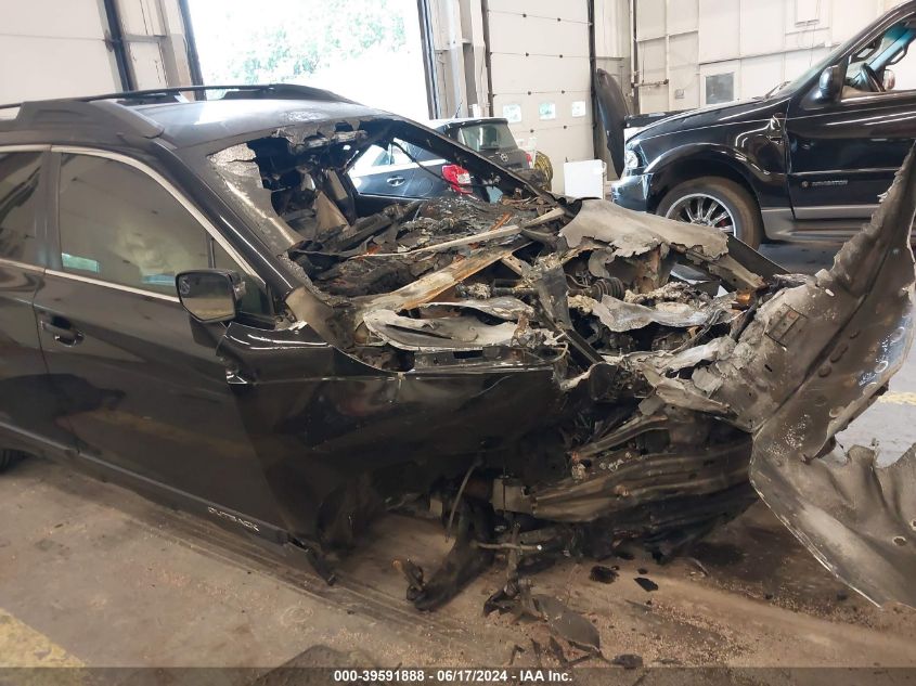 2017 Subaru Outback 2.5I Limited VIN: 4S4BSANC8H3225736 Lot: 39591888