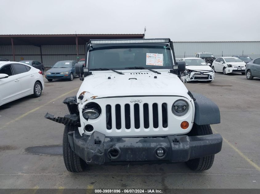 2013 Jeep Wrangler Sport VIN: 1C4AJWAG3DL693859 Lot: 39591896
