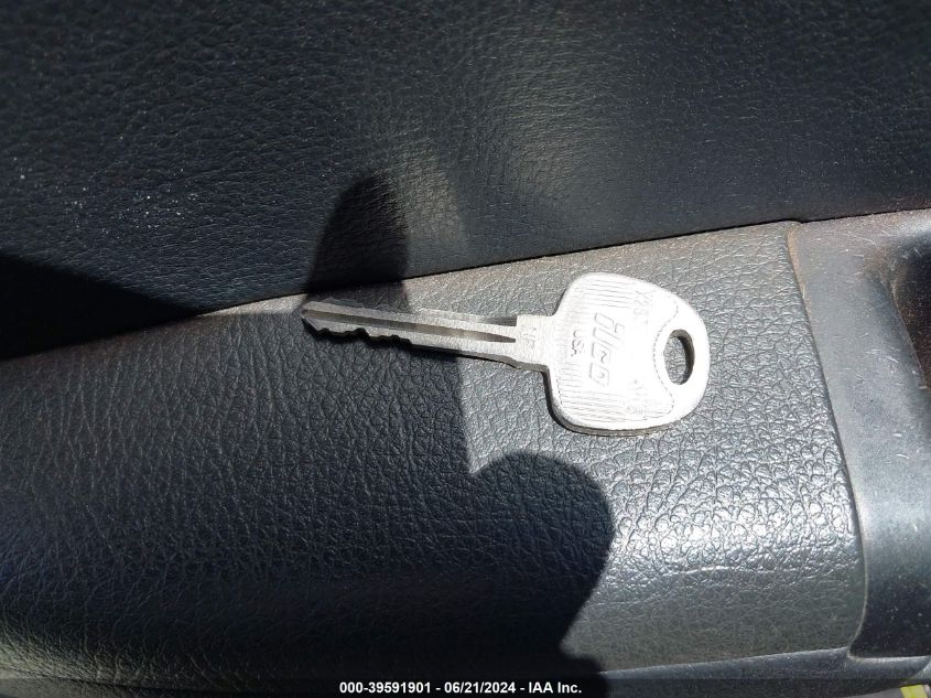 2010 Kia Soul + VIN: KNDJT2A21A7179682 Lot: 39591901