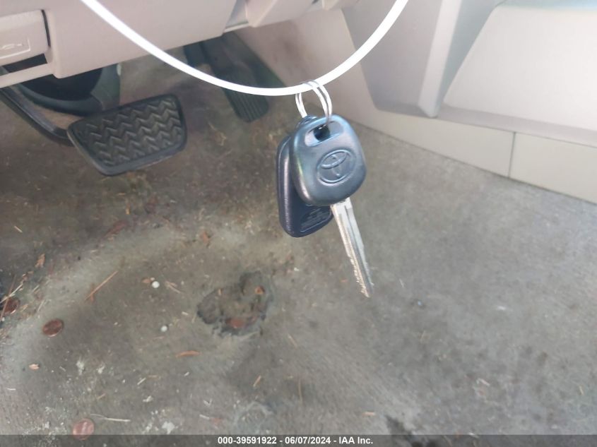 2003 Toyota 4Runner Sr5 V6 VIN: JTEZU14R738008463 Lot: 39591922