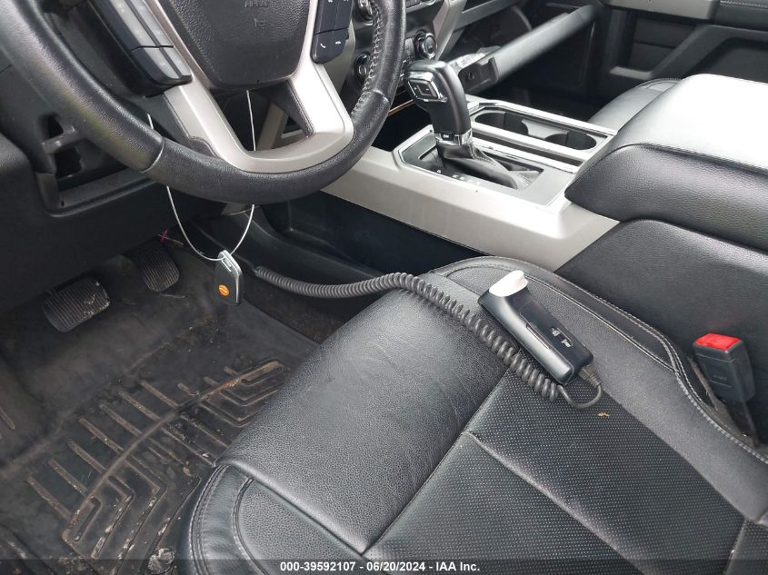 2019 Ford F-150 Lariat VIN: 1FTEW1E56KKE09156 Lot: 39592107