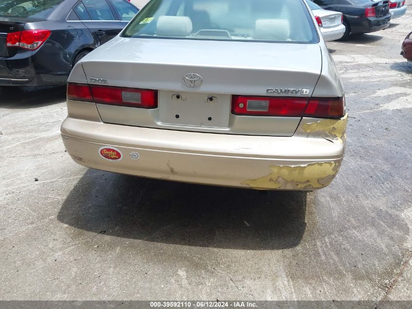 1999 Toyota Camry Le VIN: 4T1BG22K3XU546238 Lot: 39592110