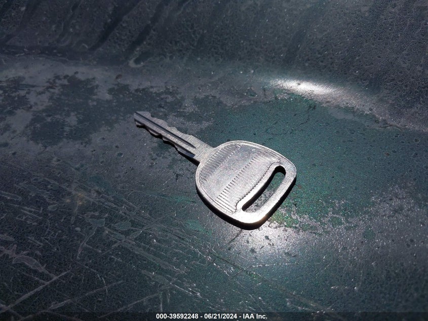 2005 Chevrolet Silverado 1500 Ls VIN: 2GCEC13T951387832 Lot: 39592248