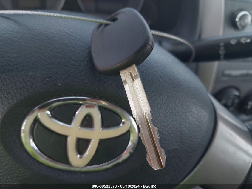 2010 Toyota Corolla S VIN: 2T1BU4EE3AC450127 Lot: 39592373