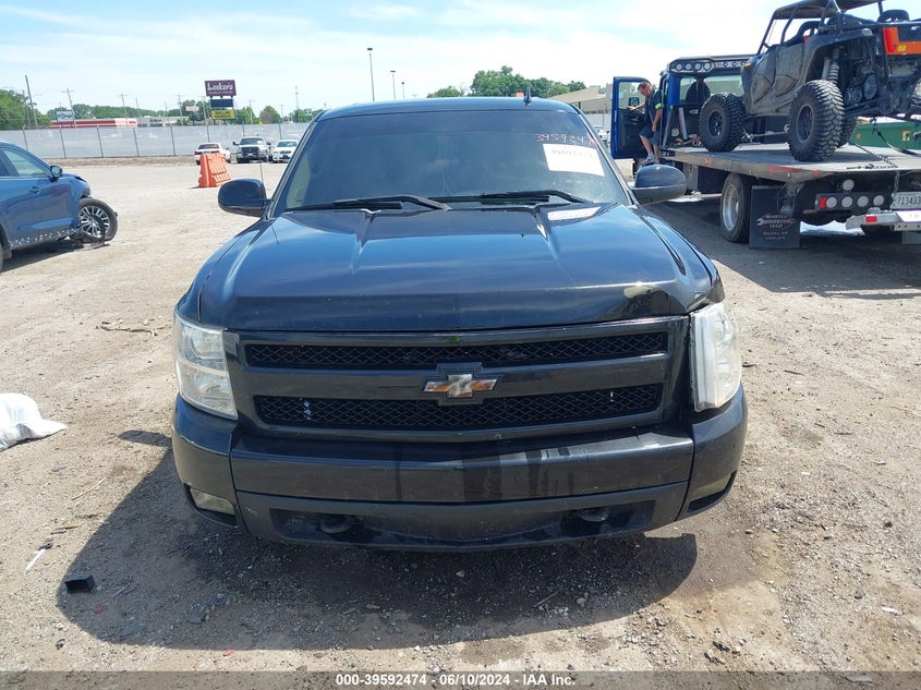 2008 Chevrolet Silverado 1500 Lt1 VIN: 2GCEC13J981302703 Lot: 39592474