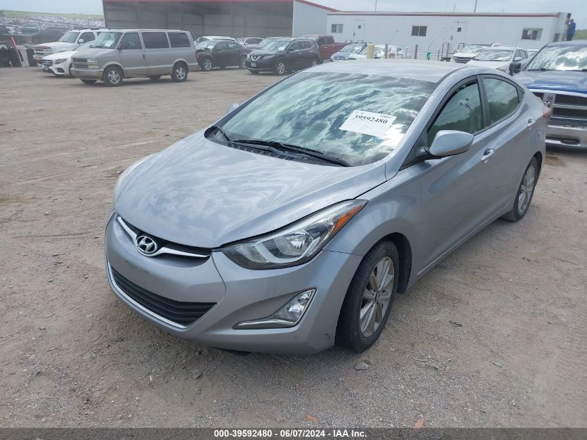 5NPDH4AE1GH767526 2016 Hyundai Elantra Se