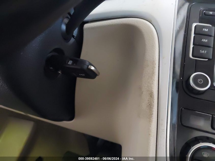 2012 Volkswagen Passat 2.5L Se VIN: 1VWBH7A3XCC058216 Lot: 39592481