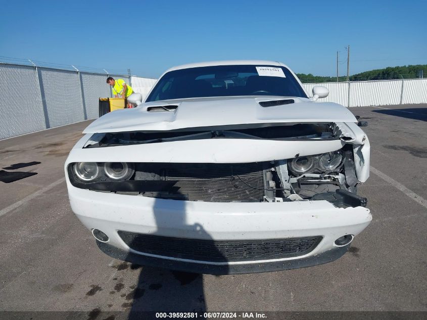 2019 Dodge Challenger Sxt VIN: 2C3CDZAG8KH687409 Lot: 39592581