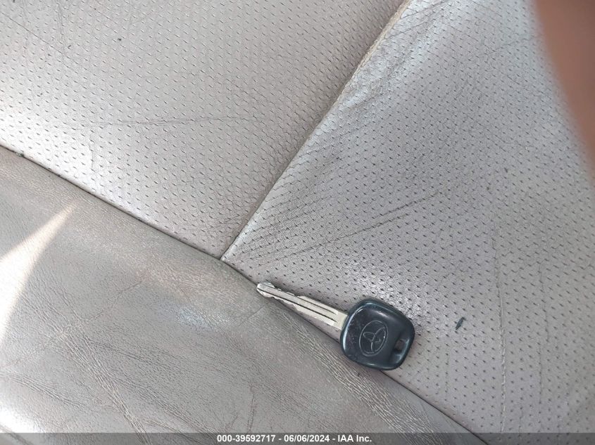 2003 Toyota Camry Le V6/Se V6/Xle V6 VIN: 4T1BF30K63U556252 Lot: 39592717