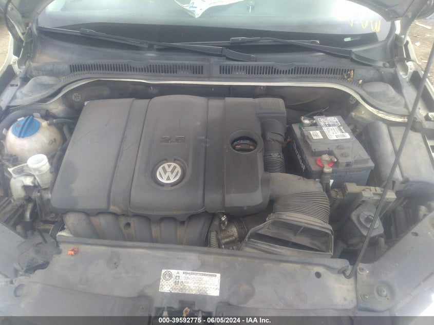 2011 Volkswagen Jetta 2.5L Se VIN: 3VWDZ7AJ8BM346527 Lot: 39592775