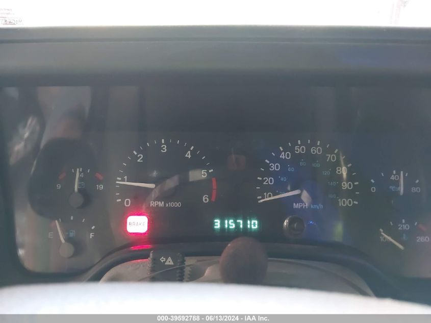 2000 Jeep Wrangler Sport VIN: 1J4FA49S4YP792704 Lot: 39592788