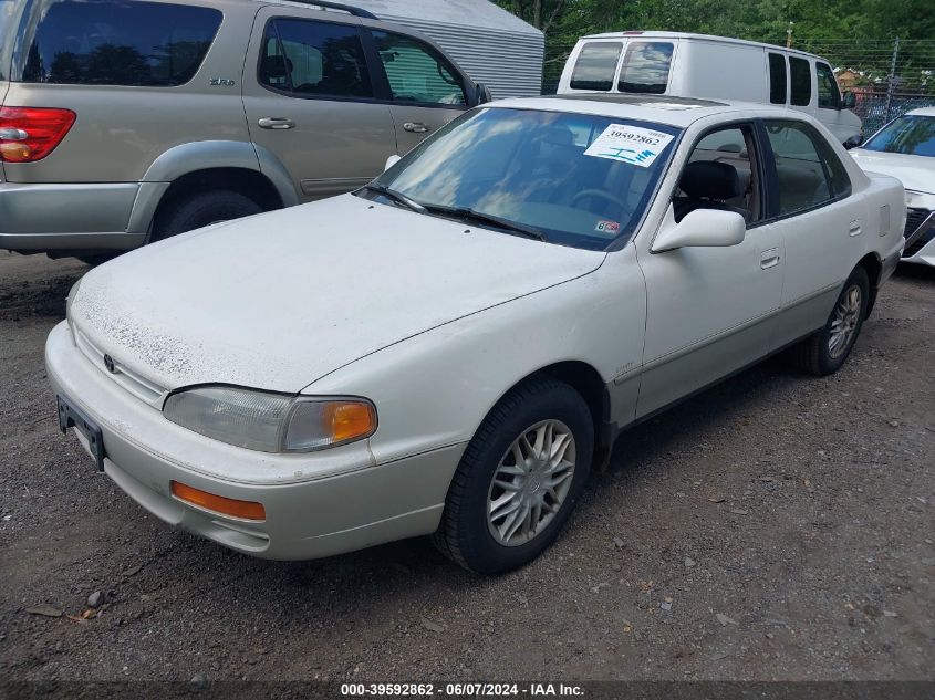 1996 Toyota Camry Le/Xle/Se VIN: JT2BF12K5T0168953 Lot: 39592862