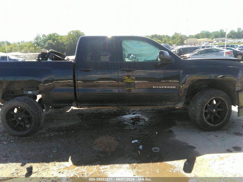 2017 Chevrolet Silverado 1500 2Lt VIN: 1GCVKREC6HZ104538 Lot: 39592911