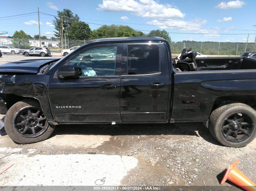 2017 Chevrolet Silverado 1500 2Lt VIN: 1GCVKREC6HZ104538 Lot: 39592911