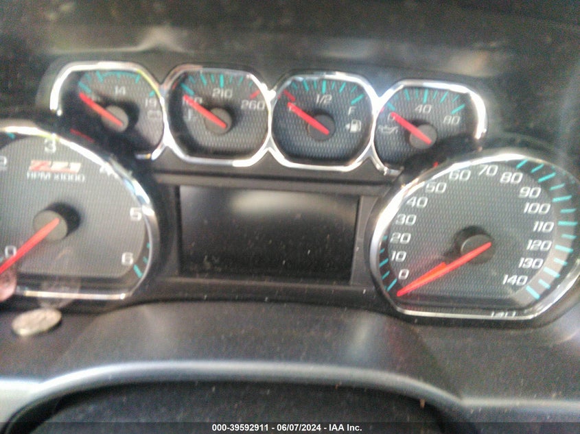 2017 Chevrolet Silverado 1500 2Lt VIN: 1GCVKREC6HZ104538 Lot: 39592911