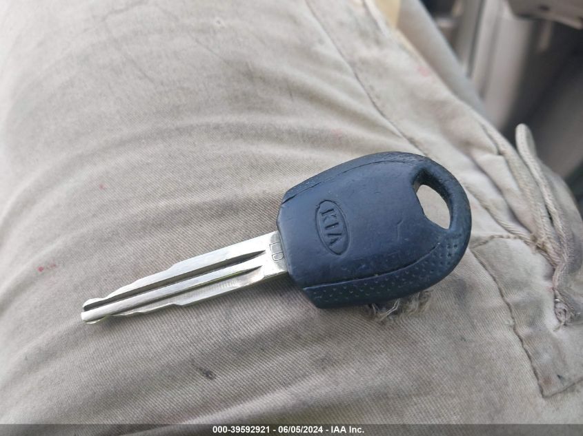 2006 Kia Spectra Ex/Lx/Sx VIN: KNAFE121165324929 Lot: 39592921