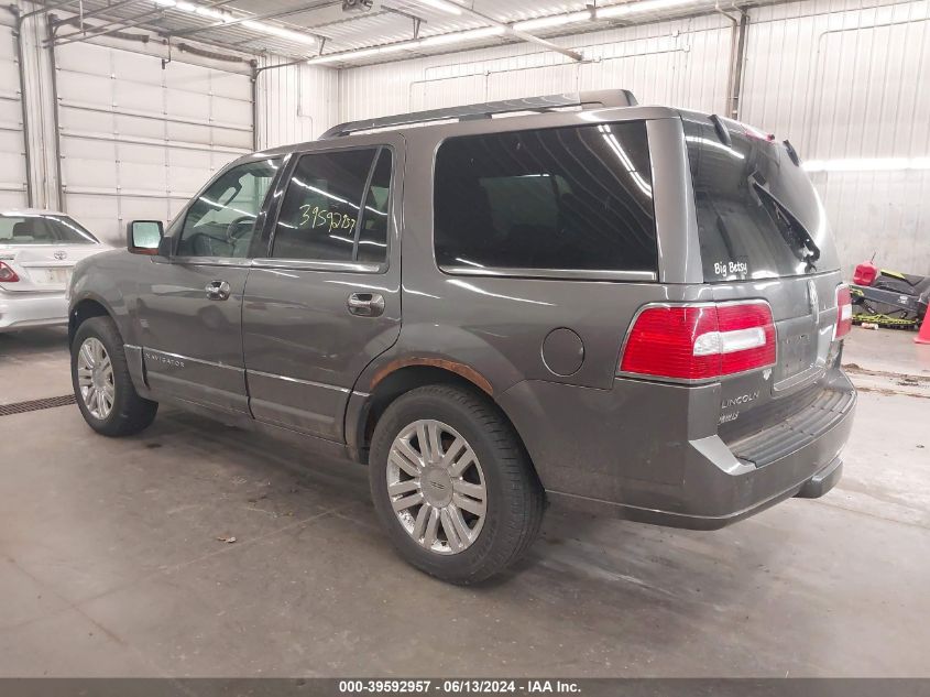 2011 Lincoln Navigator VIN: 5LMJJ2J51BEJ08570 Lot: 39592957