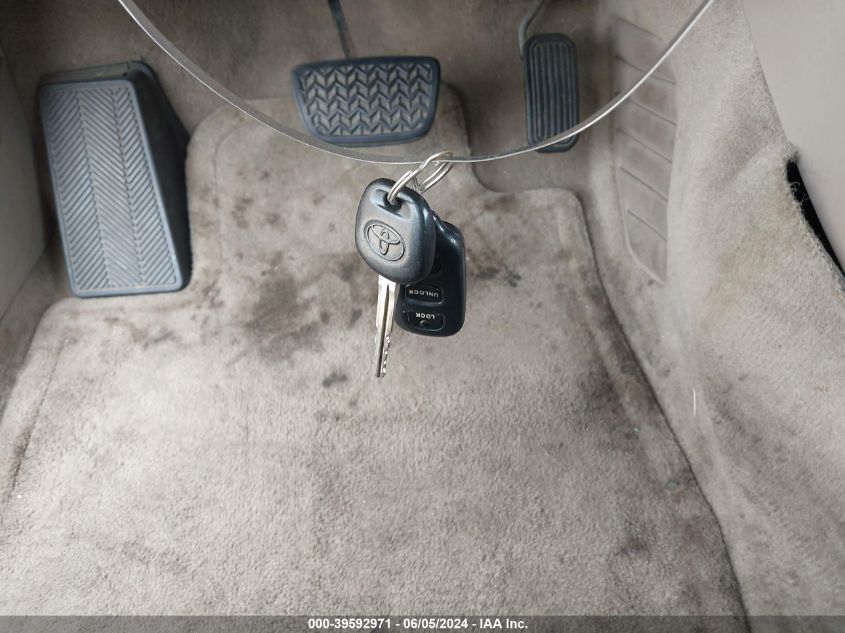 2003 Toyota Camry Xle V6 VIN: 4T1BF30KX3U041321 Lot: 39592971