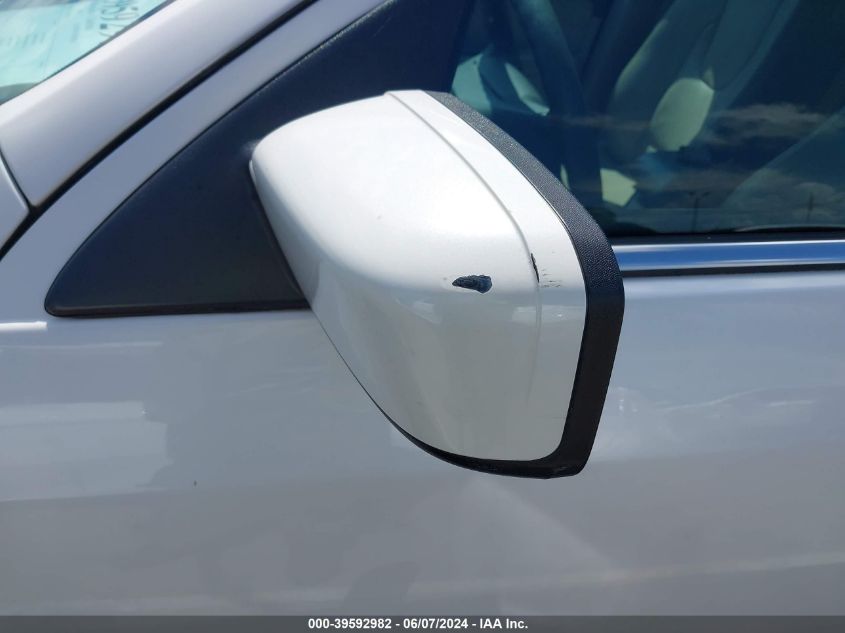 2010 Ford Fusion Hybrid VIN: 3FADP0L32AR327834 Lot: 39592982