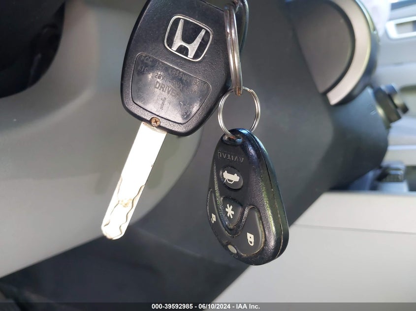 2015 Honda Pilot Touring VIN: 5FNYF4H90FB047499 Lot: 39592985