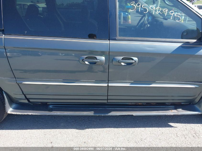 2003 Chrysler Town & Country Limited VIN: 2C8GP64L83R198580 Lot: 39592995