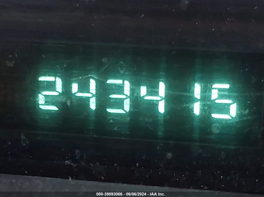 2000 Chrysler Town & Country Lx VIN: 1C4GP44G3YB677228 Lot: 39593066