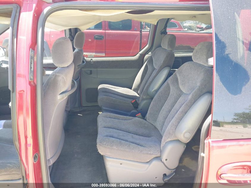 2000 Chrysler Town & Country Lx VIN: 1C4GP44G3YB677228 Lot: 39593066