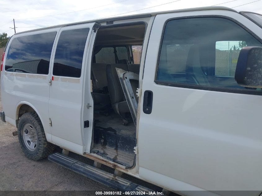 2020 Chevrolet Express Passenger Rwd 2500 Regular Wheelbase Ls VIN: 1GAWGEFG4L1174832 Lot: 39593182