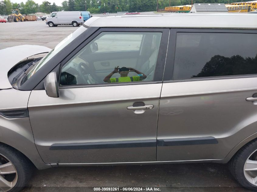 2011 Kia Soul ! VIN: KNDJT2A23B7306482 Lot: 39593261