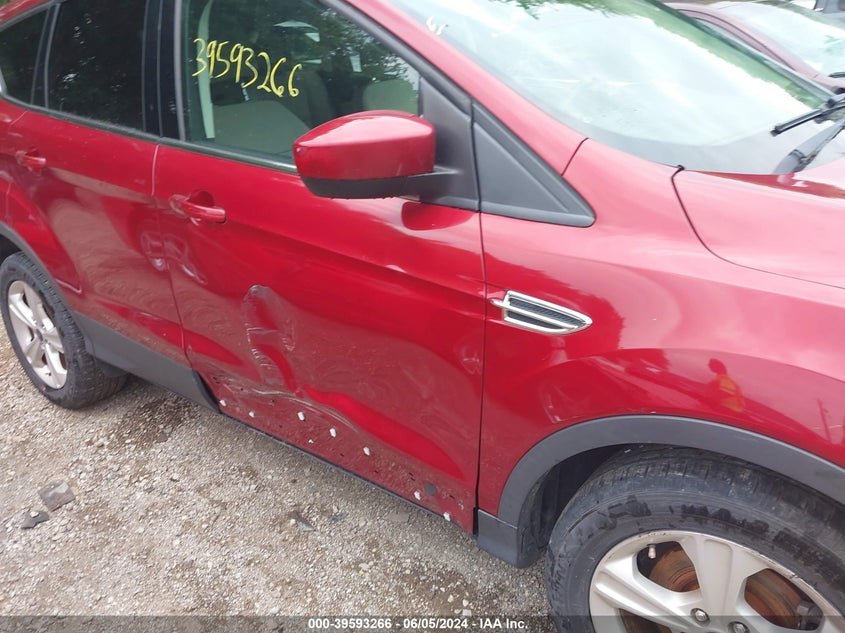 2015 Ford Escape Se VIN: 1FMCU9GX0FUA50922 Lot: 39593266