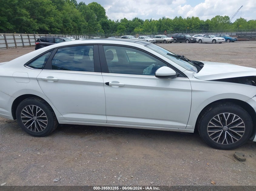 2020 Volkswagen Jetta 1.4T R-Line/1.4T S/1.4T Se VIN: 3VWCB7BU0LM001809 Lot: 39593285