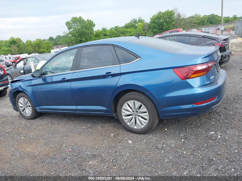 2019 Volkswagen Jetta 1.4T R-Line/1.4T S/1.4T Se VIN: 3VWC57BU8KM05579 Lot: 39593301