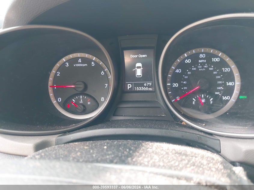 2016 Hyundai Santa Fe Sport 2.4L VIN: 5XYZT3LB0GG339908 Lot: 39593337